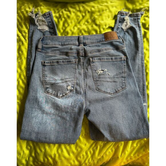 AE Real Good Upcycled Ne(x)t Level Ripped High Waisted Jegging Size 4 Short EUC - Picture 3 of 6